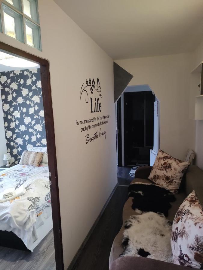 White Black Rooms フネドアラ エクステリア 写真