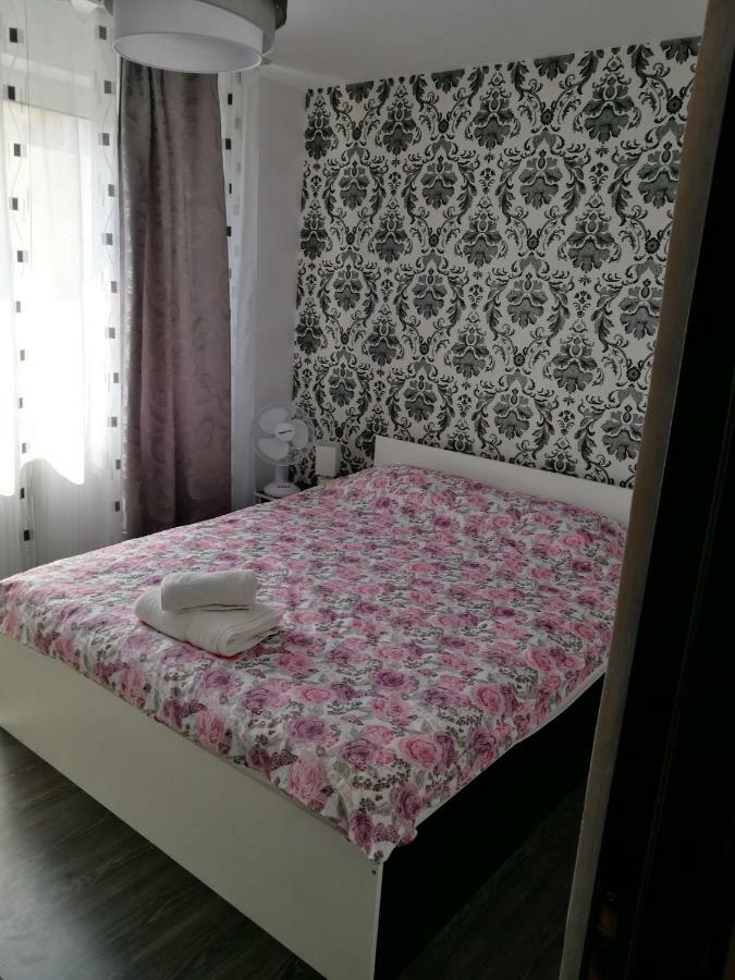 White Black Rooms フネドアラ エクステリア 写真